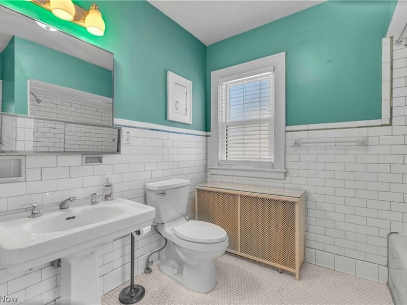 17412 Bradgate Avenue, Cleveland, OH 44111 Photo 14