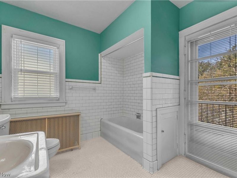 17412 Bradgate Avenue, Cleveland, OH 44111 Photo 15