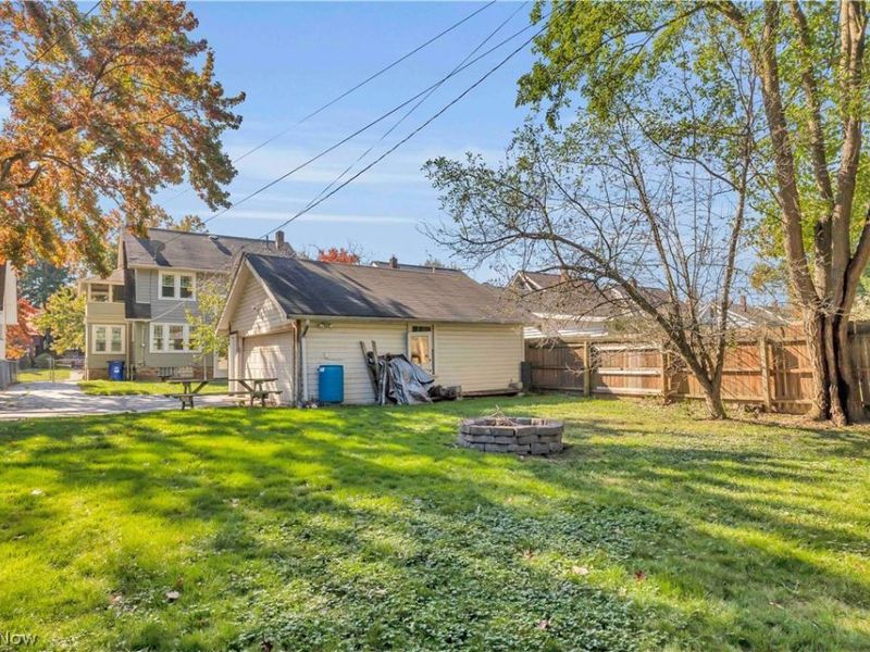 17412 Bradgate Avenue, Cleveland, OH 44111 Photo 36