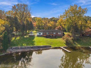 8507 Faussett Road, Tyrone Township, Mi 48430