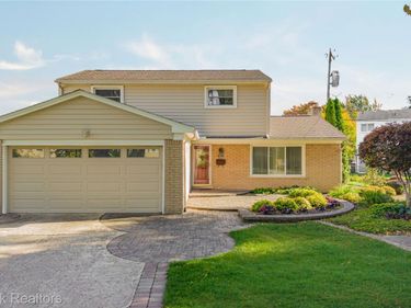 14591 Sherwood Court, Oak Park, Mi 48237