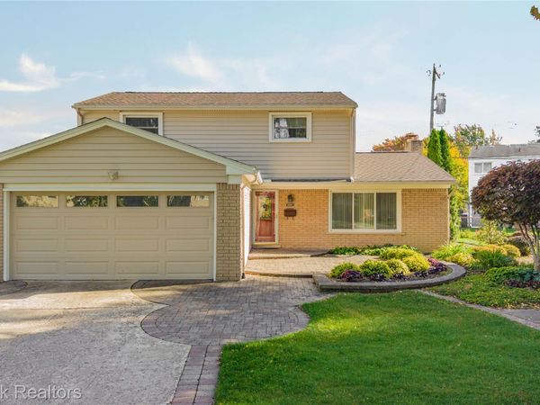 14591 Sherwood Court, Oak Park, Mi 48237