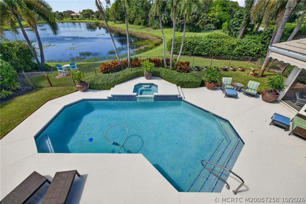 6600 SE Barrington Drive, Stuart, FL 34997 Photo