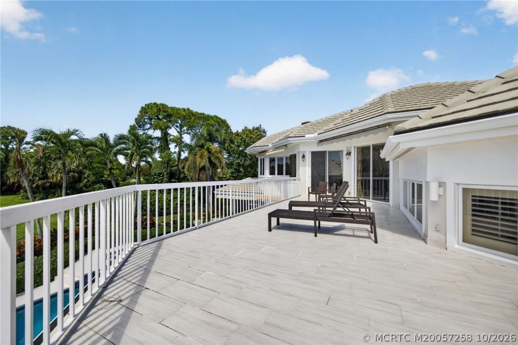6600 SE Barrington Drive, Stuart, FL 34997 Photo
