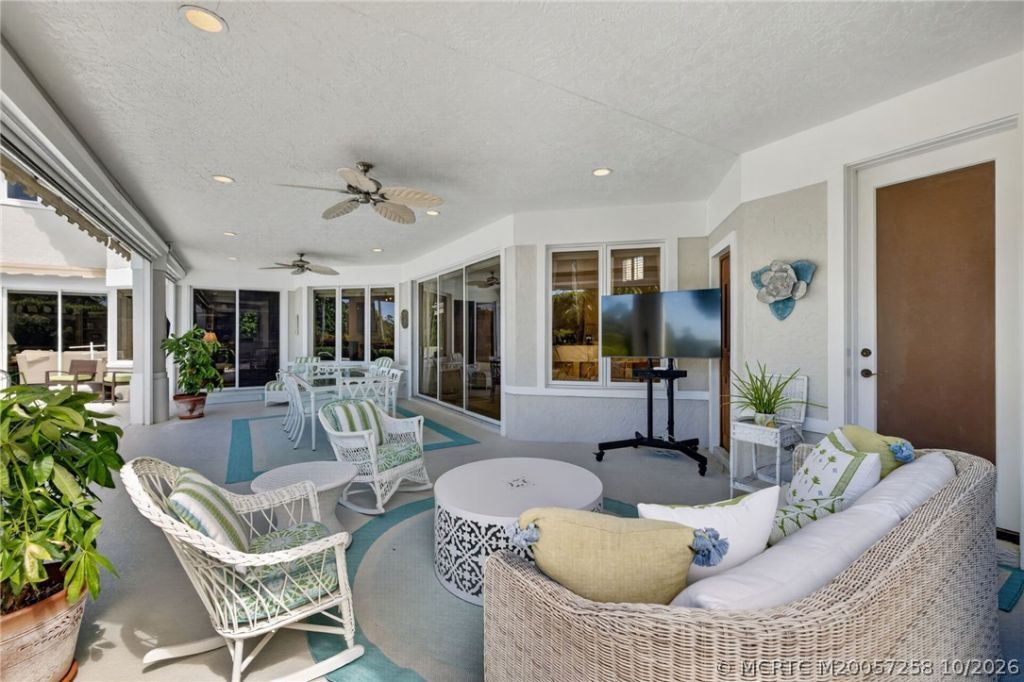 6600 SE Barrington Drive, Stuart, FL 34997 Photo