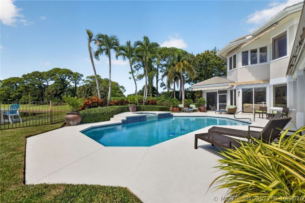 6600 SE Barrington Drive, Stuart, FL 34997 Photo