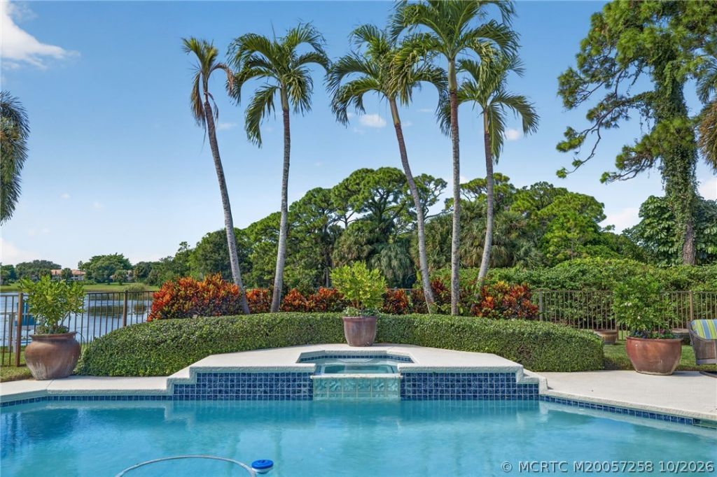 6600 SE Barrington Drive, Stuart, FL 34997 Photo
