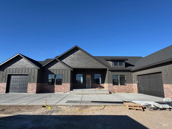 3710 N 2416 E, Filer, ID 83328