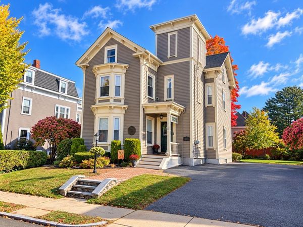 43 Highland Ave, Haverhill, MA 01830