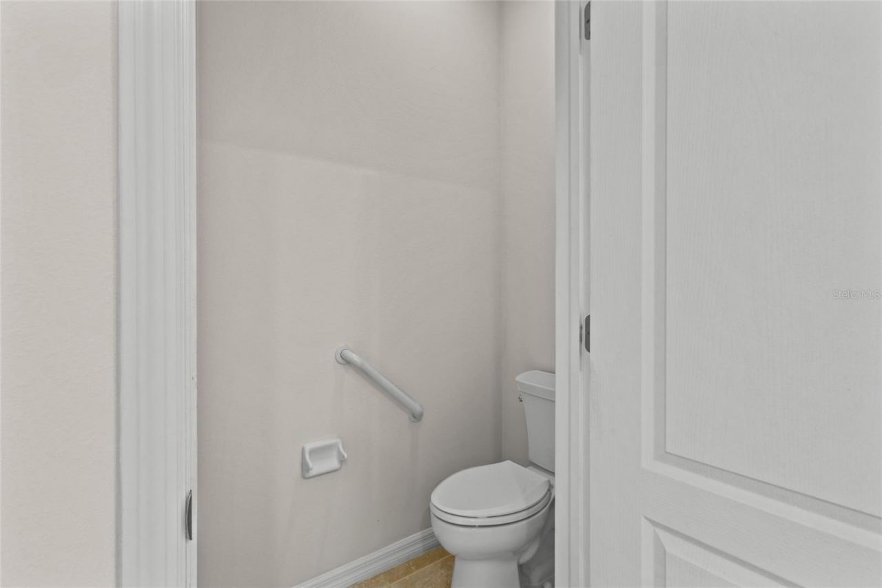 2924 Oriole Drive , Sarasota, FL 34243 Photo
