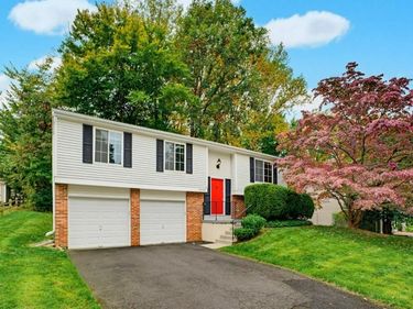 5906 OAK LEATHER DRIVE, BURKE, VA 22015