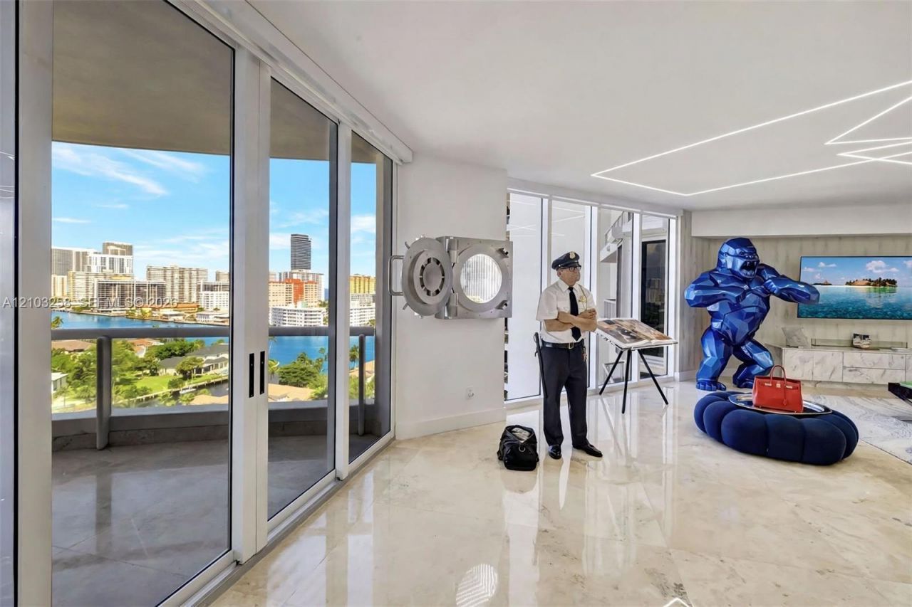 21200 Point Pl , Unit 1204, Aventura, FL 33180 Photo