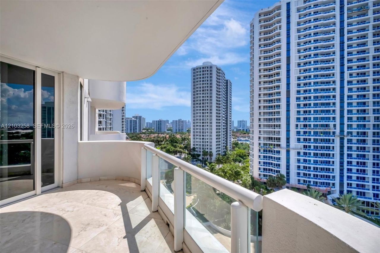 21200 Point Pl , Unit 1204, Aventura, FL 33180 Photo