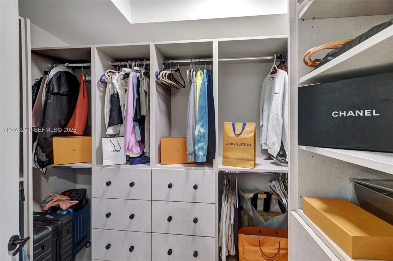 21200 Point Pl , Unit 1204, Aventura, FL 33180 Photo