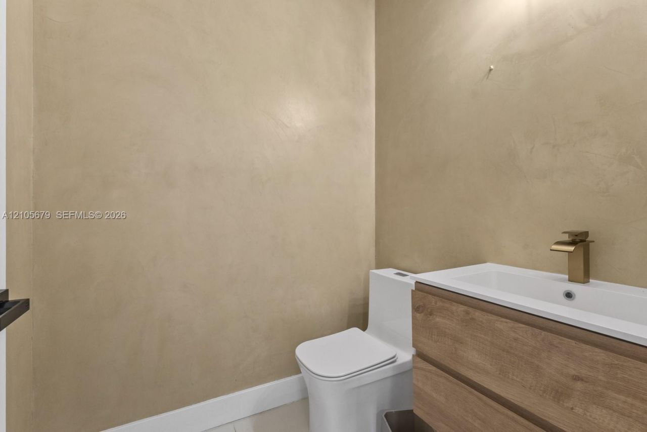 11300 NW 88th Ter , Doral, FL 33178 Photo