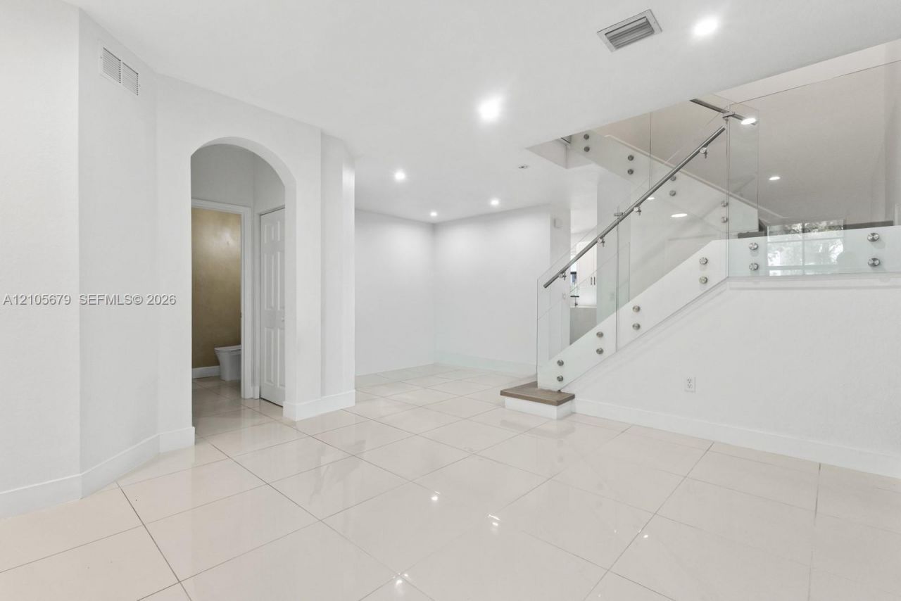 11300 NW 88th Ter , Doral, FL 33178 Photo