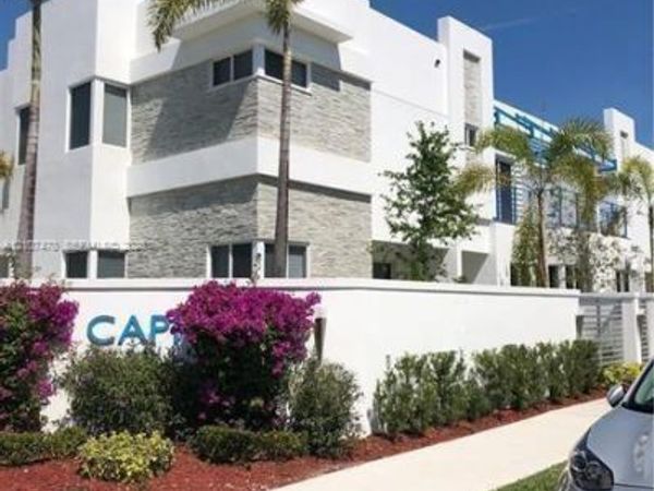 1629 NE 9th St , Unit 1629, Fort Lauderdale, FL 33304