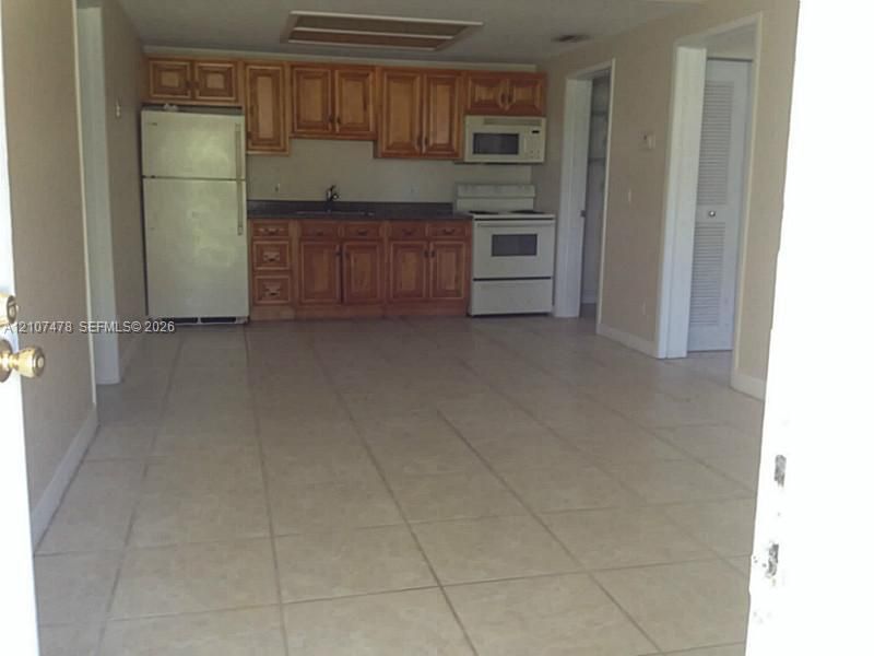 7104 Southgate Blvd , Unit 7104, Tamarac, FL 33321 Photo