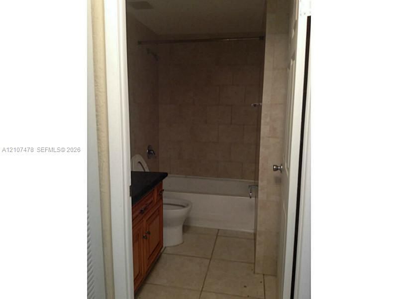 7104 Southgate Blvd , Unit 7104, Tamarac, FL 33321 Photo