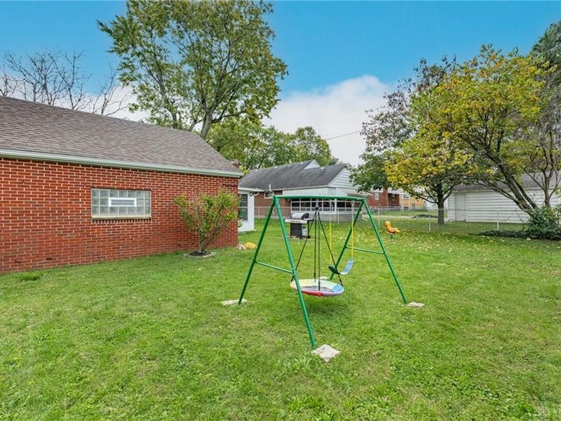 760 Orchard Drive, Kettering, OH 45419 Photo 35