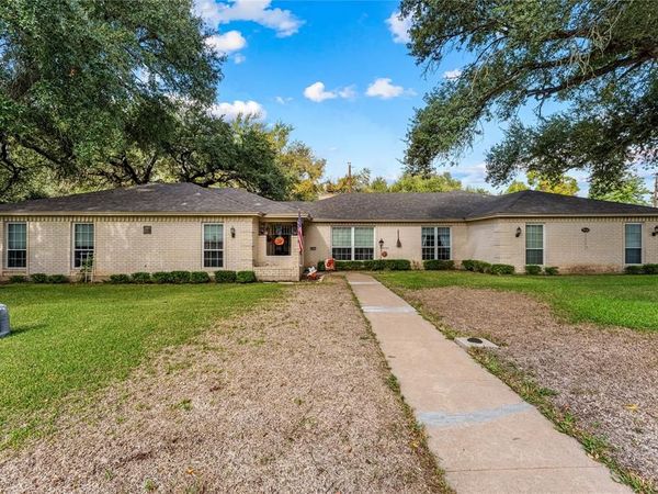 3802 Wendy Oaks Drive , Temple, TX 76502