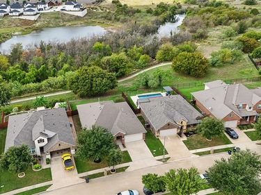 7417 Lowline Drive, Fort Worth, TX 76131