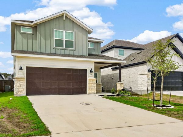 605 RUSTIC GRV, Boerne, TX 78006