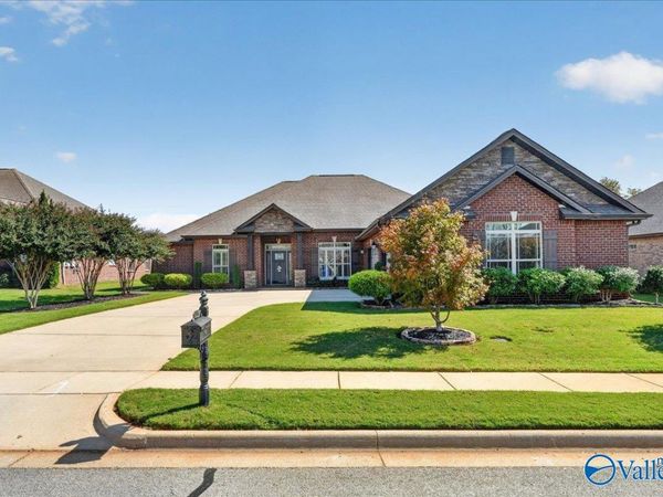116 Walnut Cove Boulevard, Huntsville, AL 35824
