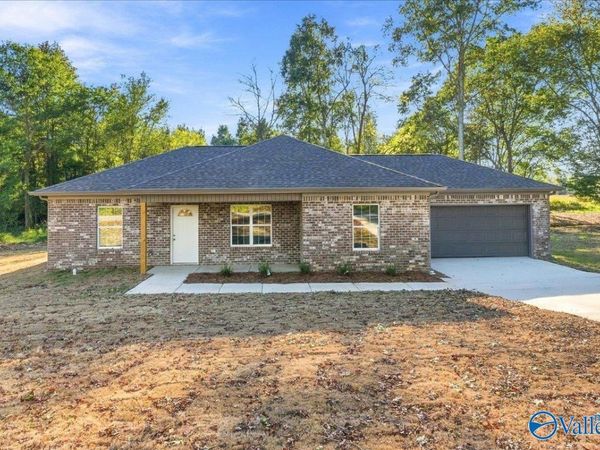548 Askea Grove Lane, Arab, AL 35016