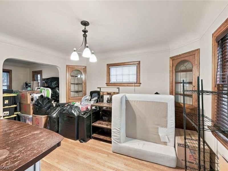 1748 Saratoga Avenue, Cleveland, OH 44109 Photo 3