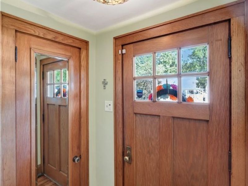 2770 Tifft Street, Cuyahoga Falls, OH 44221 Photo 2