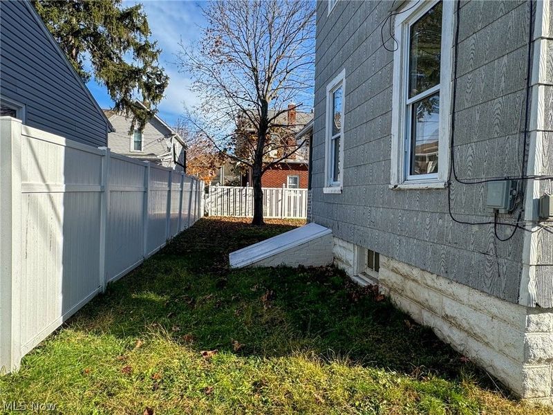 118 Rear Prospect st, Dover, OH 44622 Photo 4