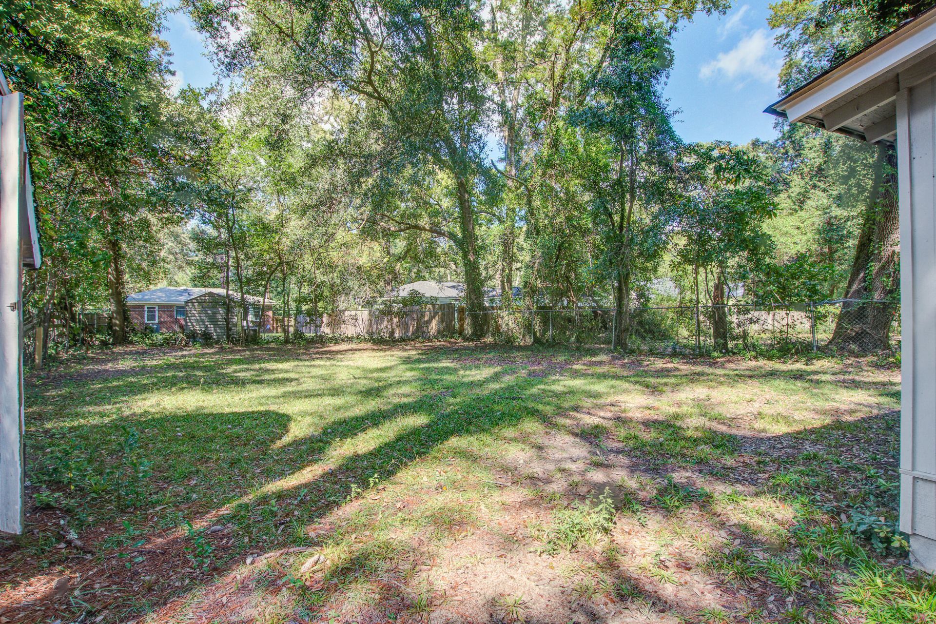 118 Klein Street Photo 17