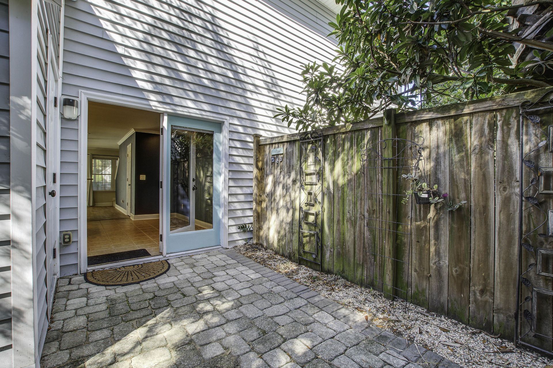 1371 Cassidy Court Photo 23