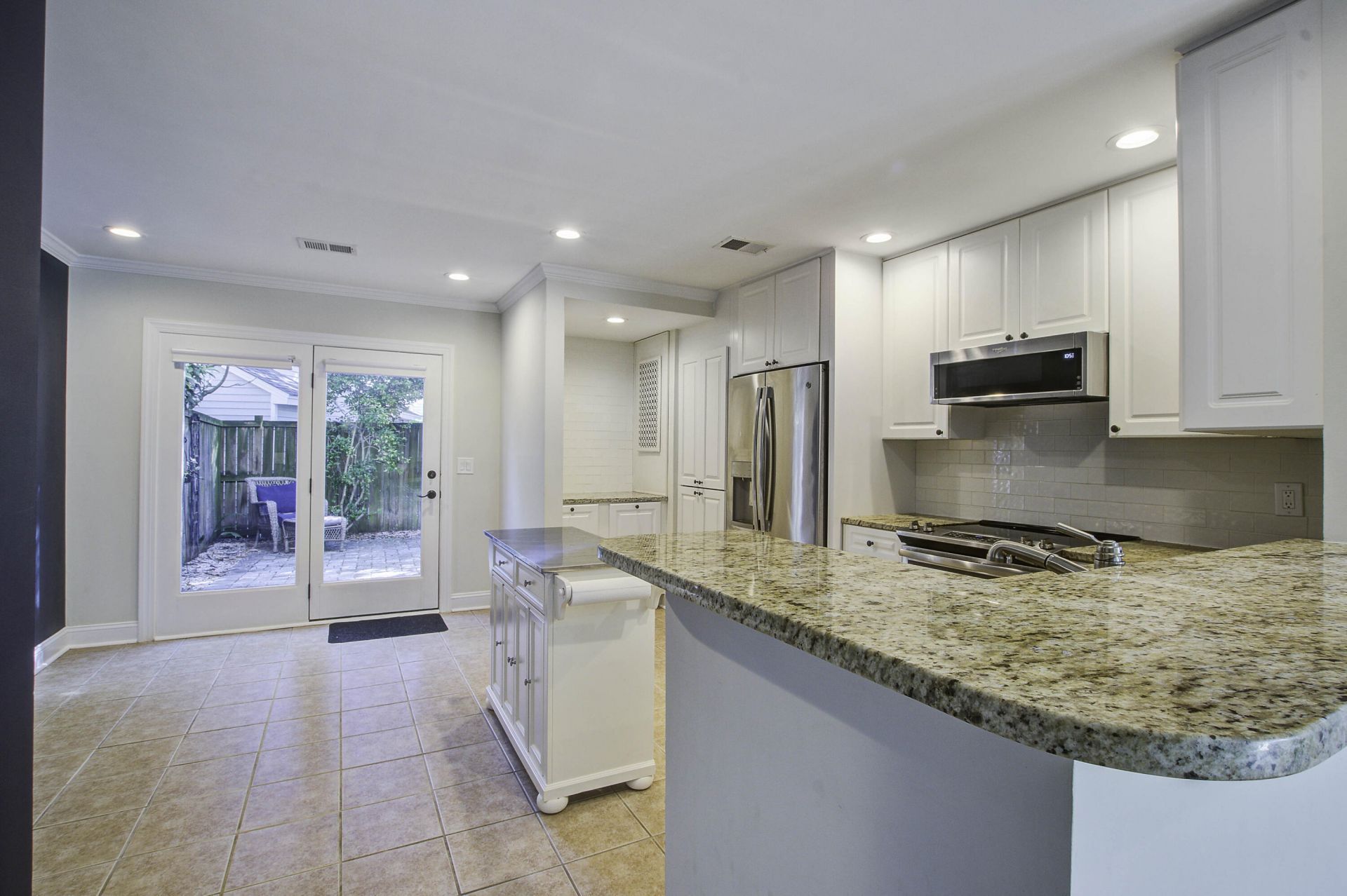 1371 Cassidy Court Photo 5