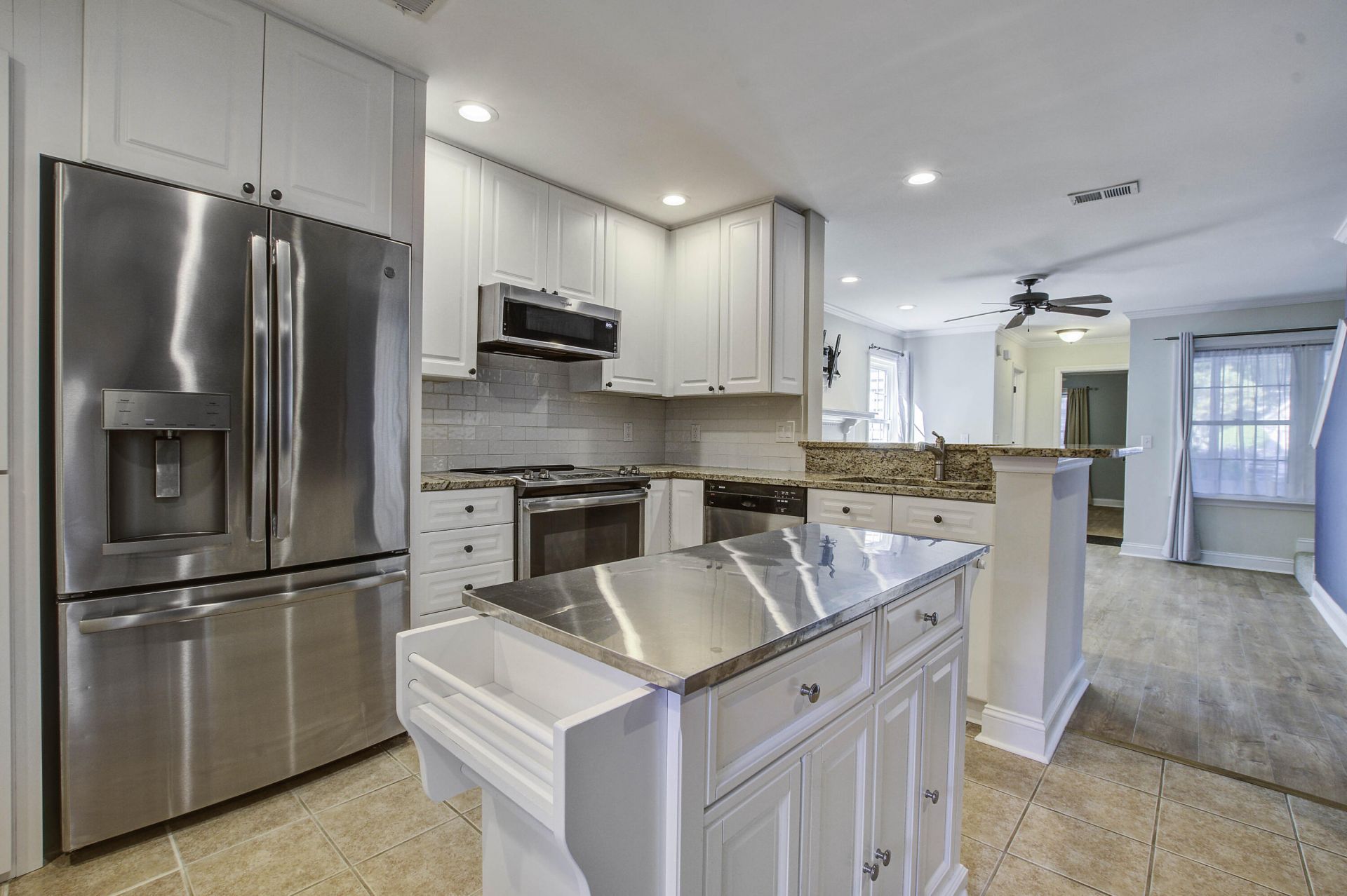 1371 Cassidy Court Photo 7