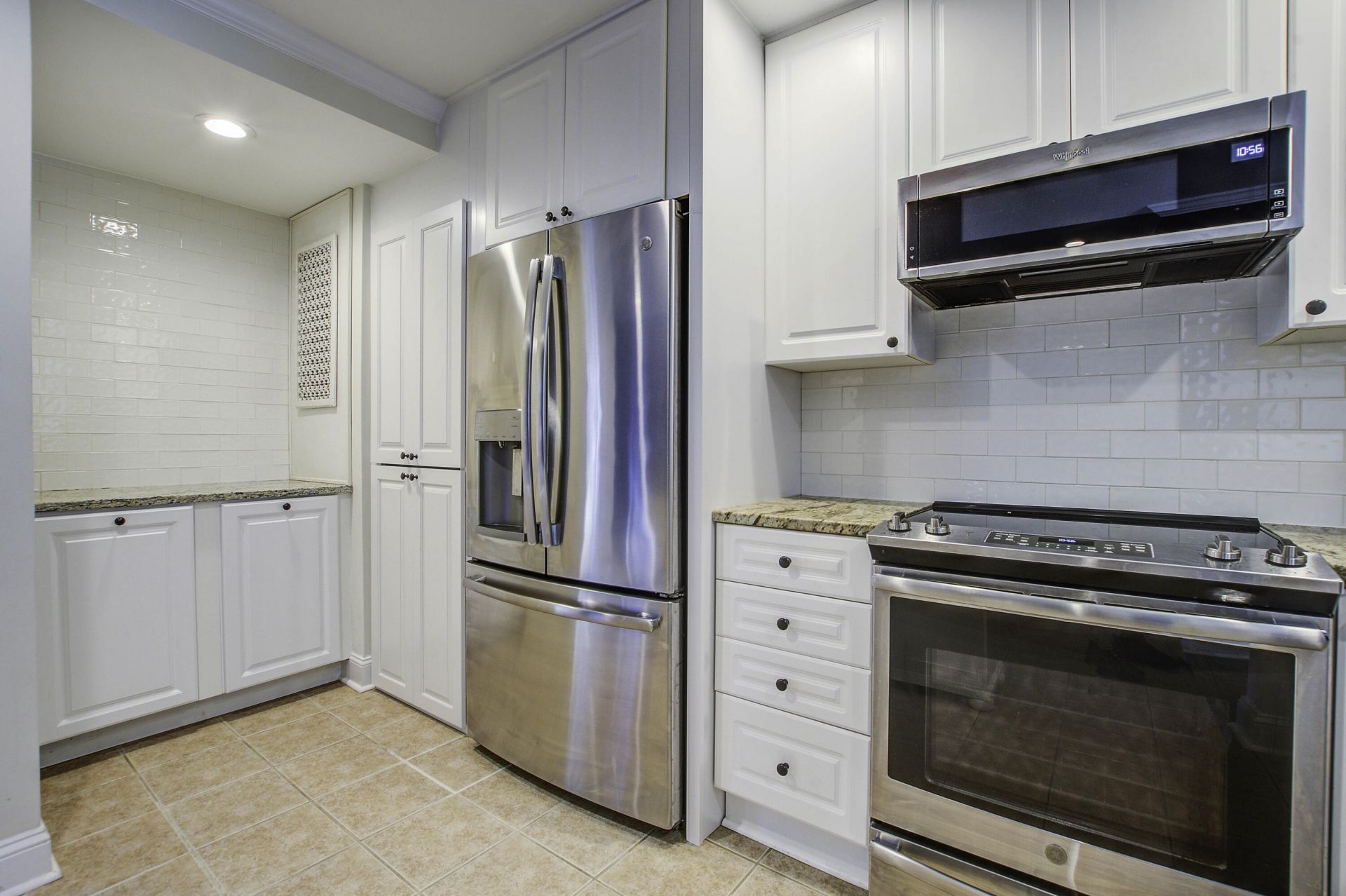1371 Cassidy Court Photo 9