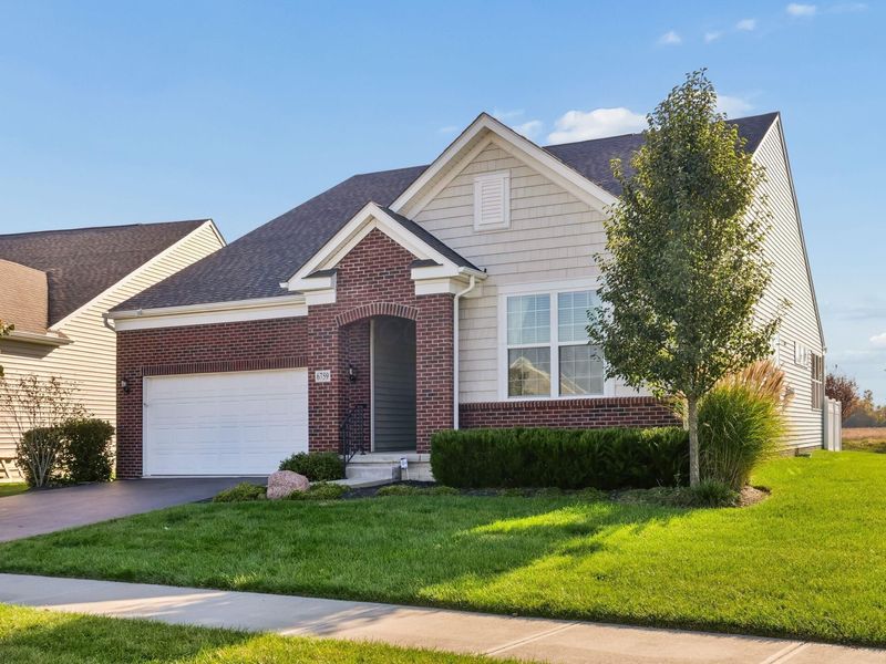 6759 Cat Singer Circle S, Hilliard, OH 43026 Photo 2