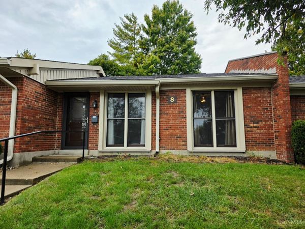 6135 Fairfield Road, Unit 8, Oxford, OH 45056