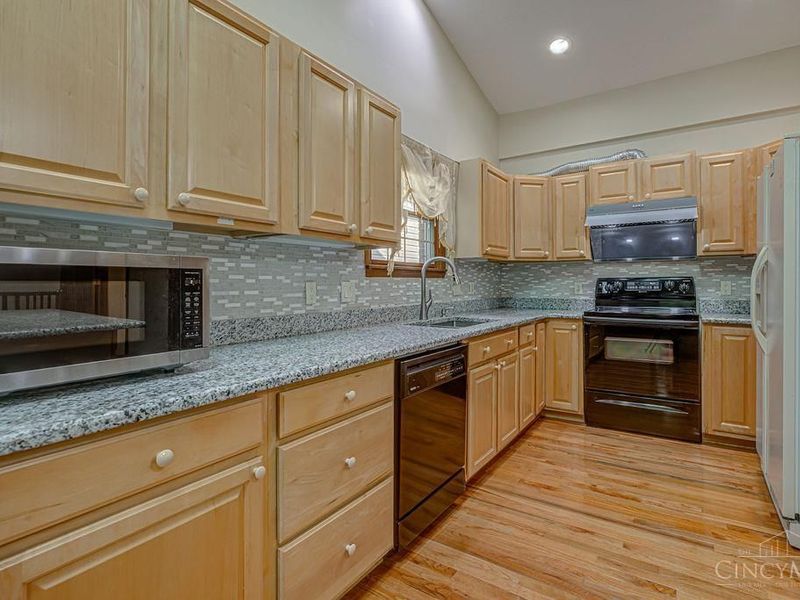 314 Princewood Court, Springdale, OH 45246 Photo 14