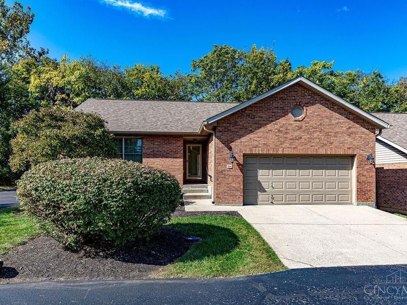 314 Princewood Court, Springdale, OH 45246 Photo 2