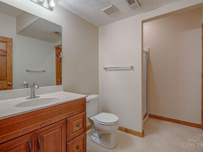 314 Princewood Court, Springdale, OH 45246 Photo 25