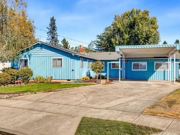 1581 Miracle Lane, Medford, OR 97504