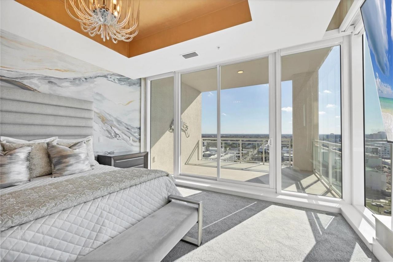 540 N Tamiami Trail, Unit 1503, Sarasota, FL 34236 Photo