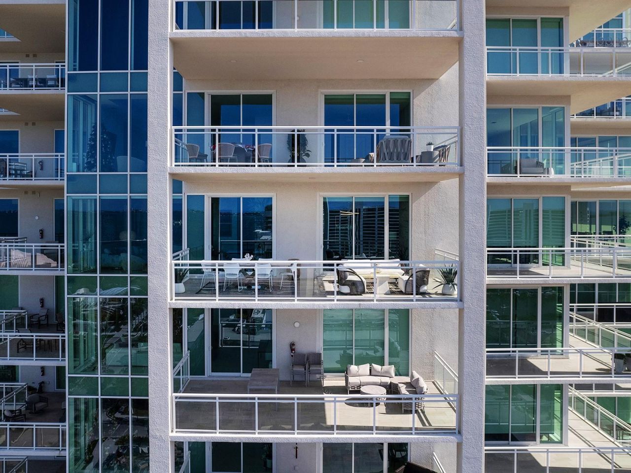 540 N Tamiami Trail, Unit 1503, Sarasota, FL 34236 Photo