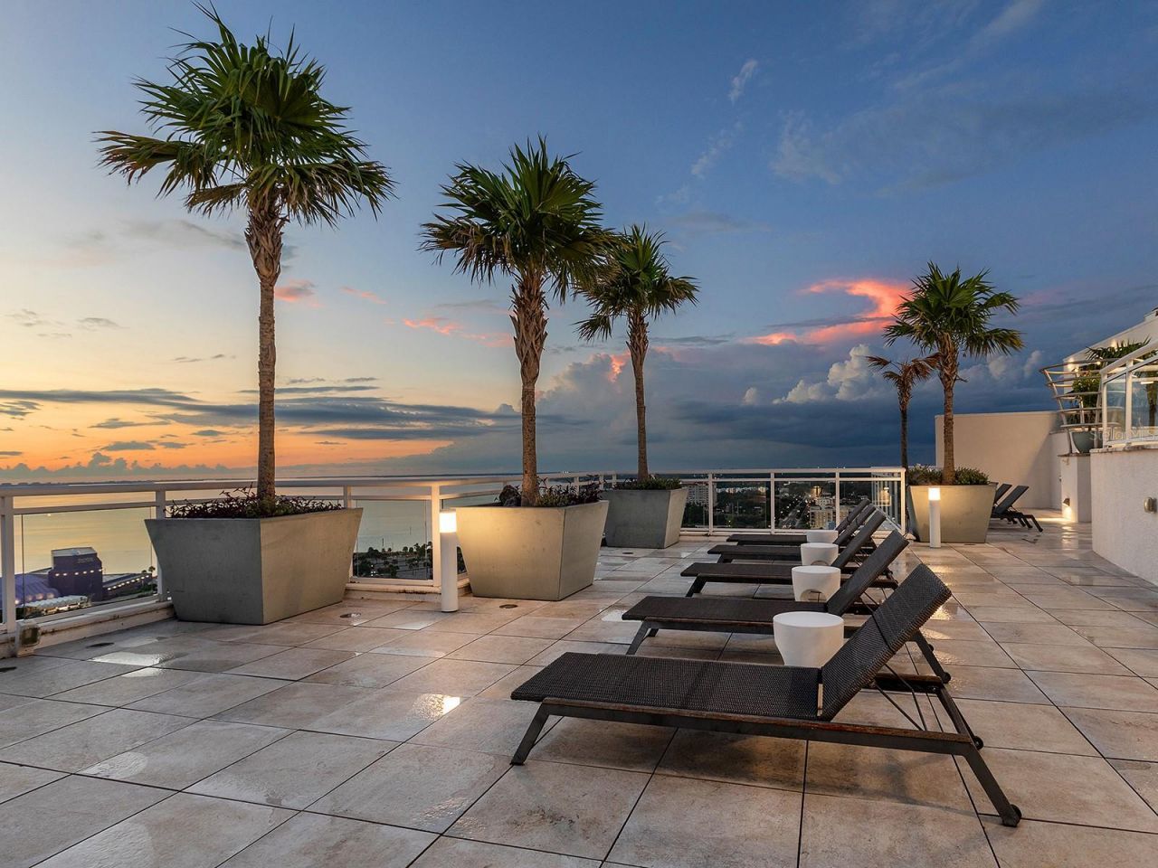 540 N Tamiami Trail, Unit 1503, Sarasota, FL 34236 Photo