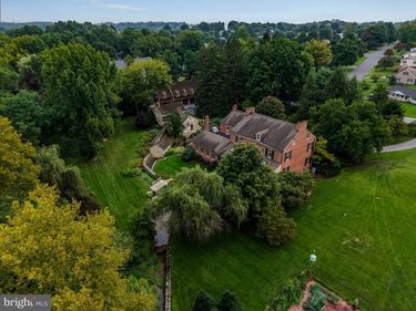 2308 STUMPSTOWN ROAD, MECHANICSBURG, PA 17055