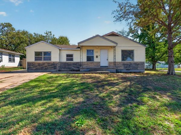 1450 S Elm Avenue , Bartlesville, OK 74003
