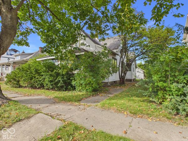 820 W 3rd Street, Anderson, IN 46016