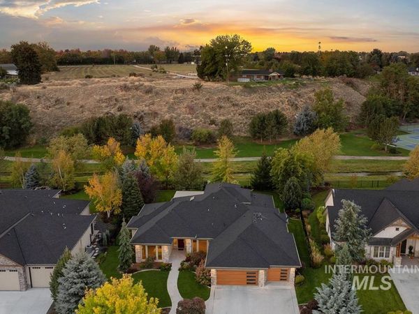 393 E Fishing Creek Lane, Eagle, ID 83616